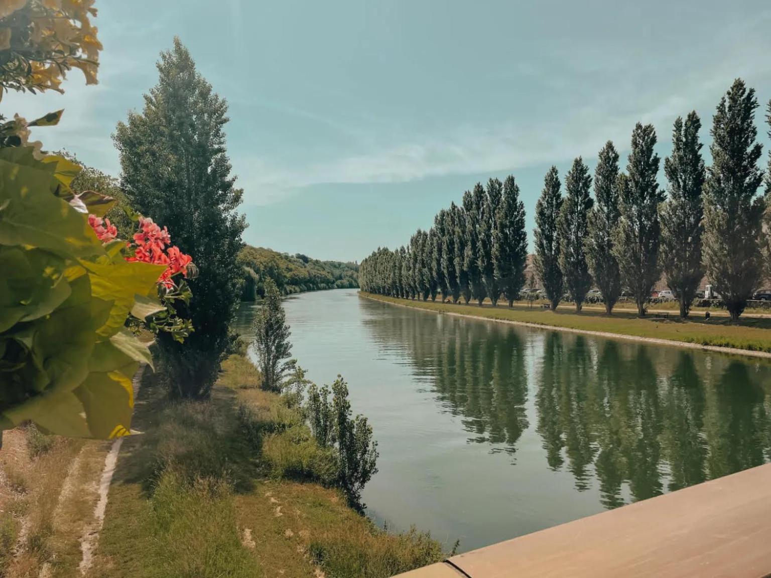 L'Eden Centre Ville Melun Zewnętrze zdjęcie